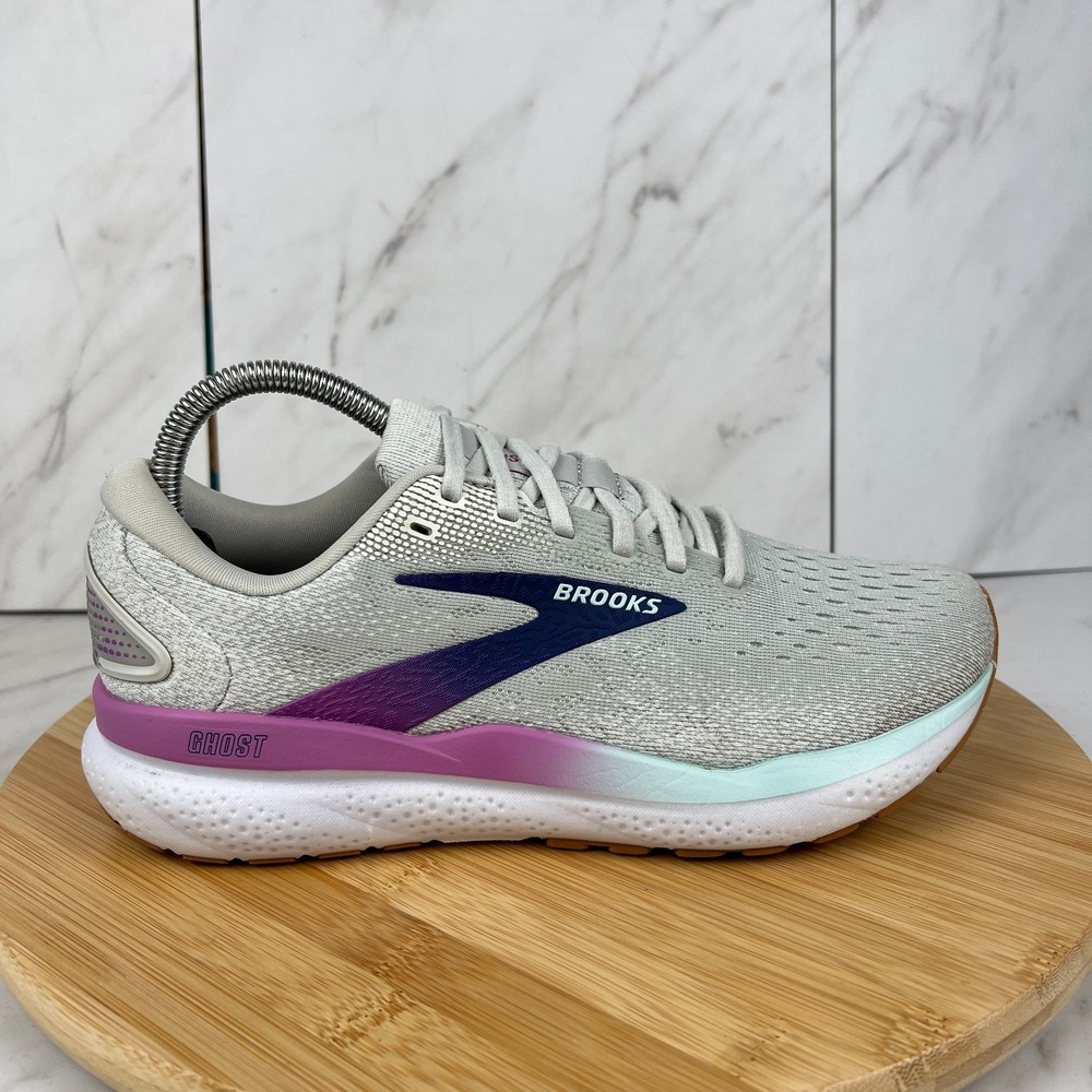 Brooks Ghost 16 Womens Size 8 B White Oyster Alloy Running Gym Shoes 1204071B175